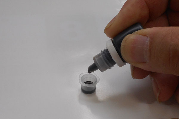 ��p�F�f��t���̐F�f�J�b�v�ɏ��ʓ���Ă������� 